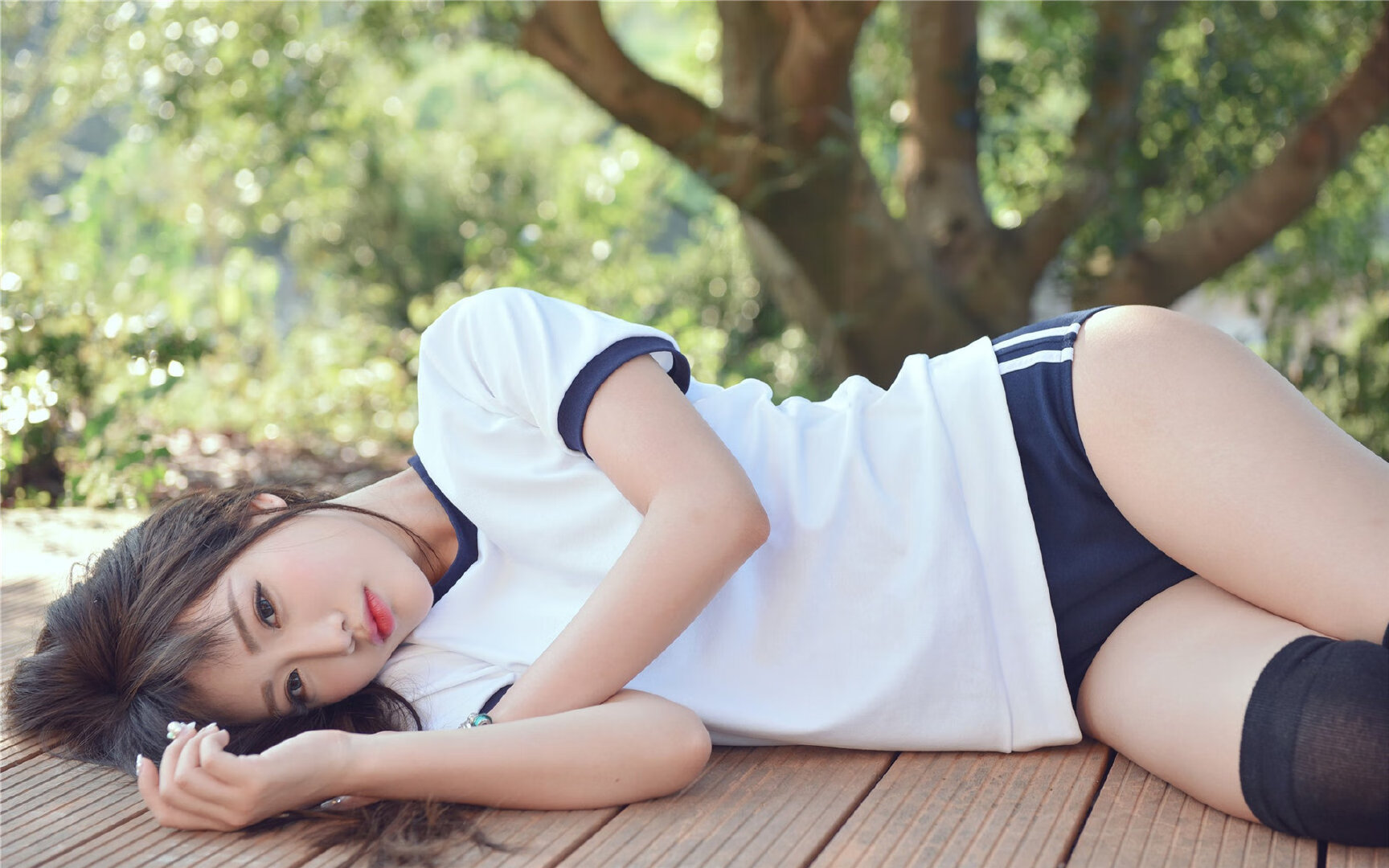 开云官方网页登录-校园足球赛事促进学生全面发展,开展校园足球的可行性